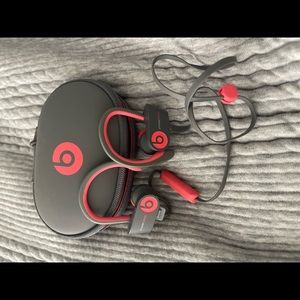 PowerBeats Wireless Earphones